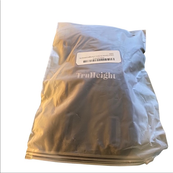 TrueHeight Posture Correction Adjustable Back Straightener - Picture 4 of 6